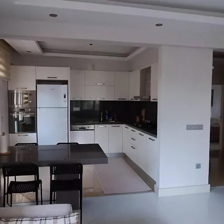 Immaculate Cozy 2-bed In Lara Apartamento Antalya